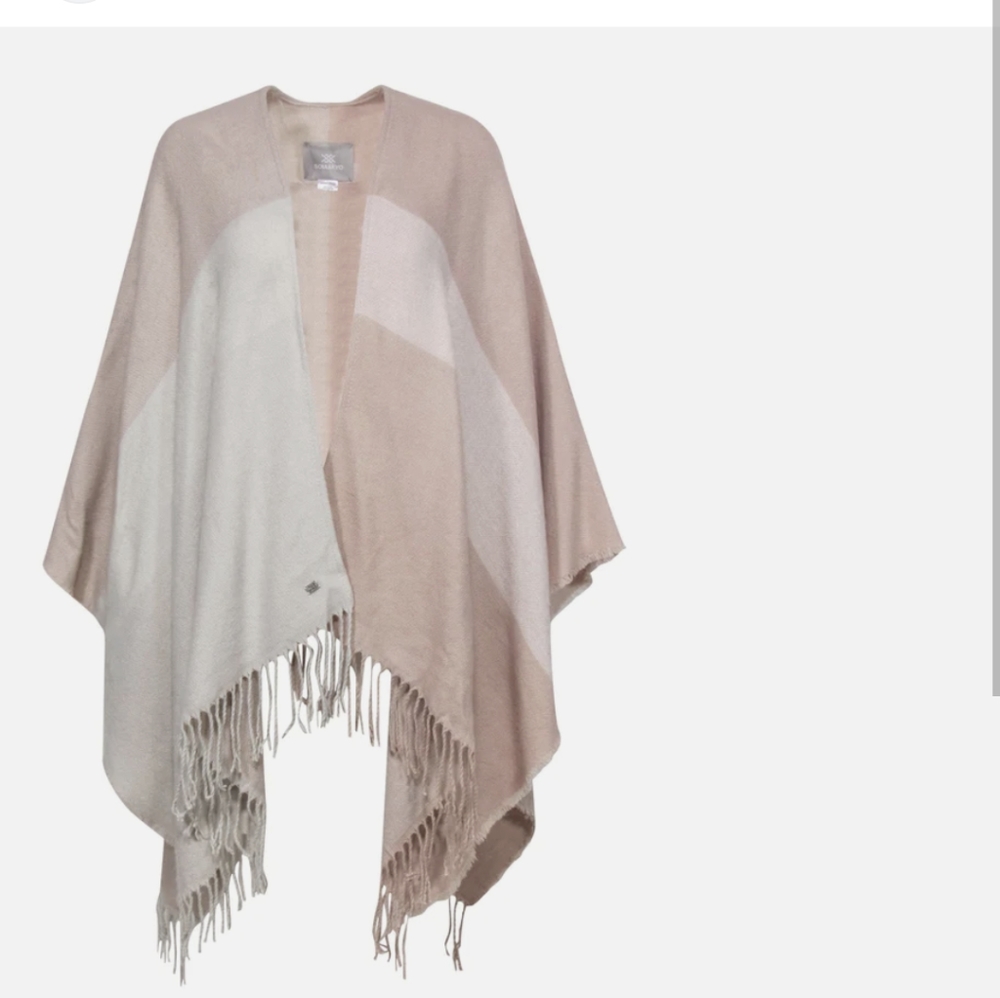 NWT soia & kyo poncho OS